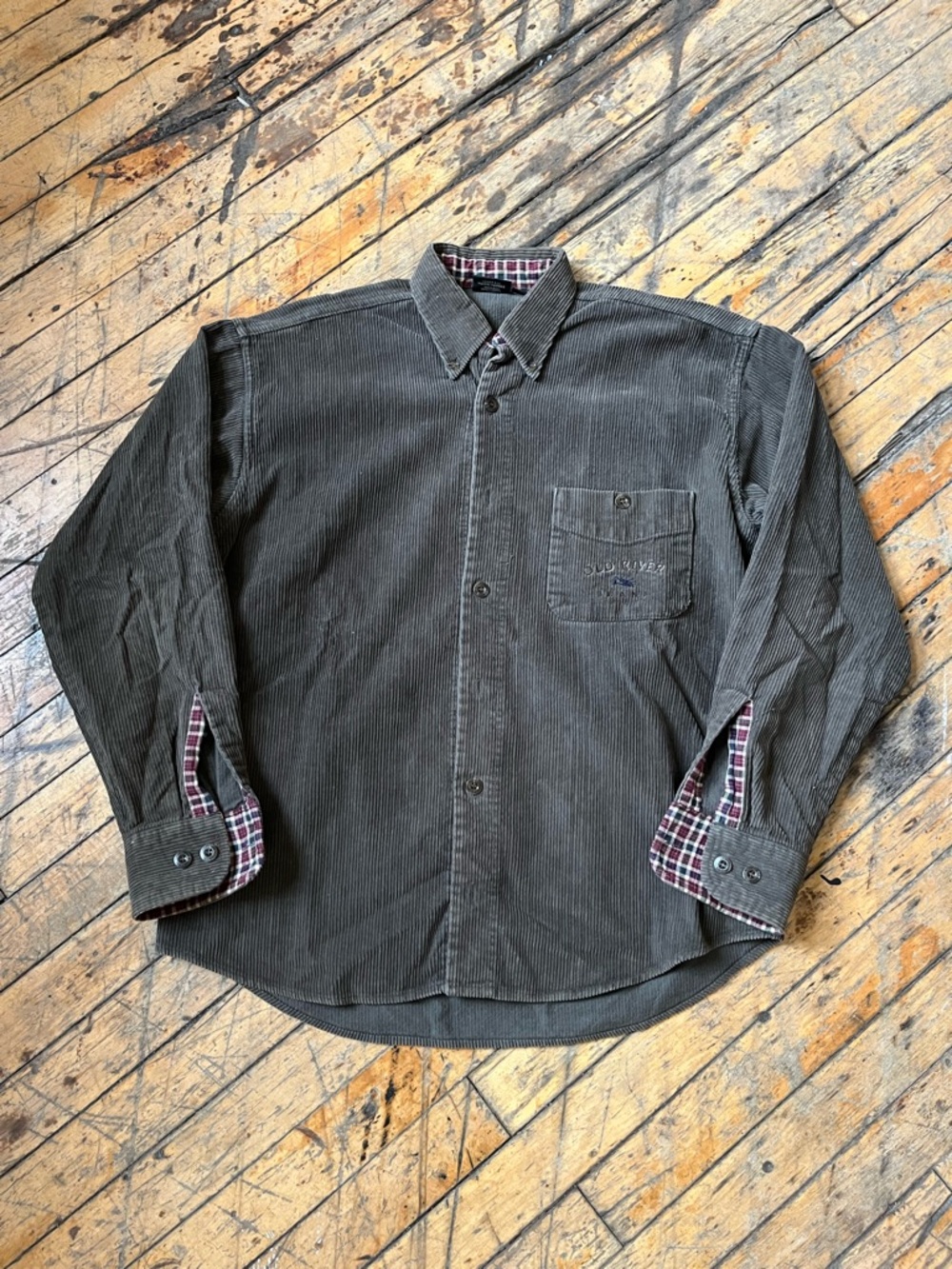 Vintage Men's Gray Corduroy Button-Down Shirt with Plaid Trim made in Canada 🇨🇦